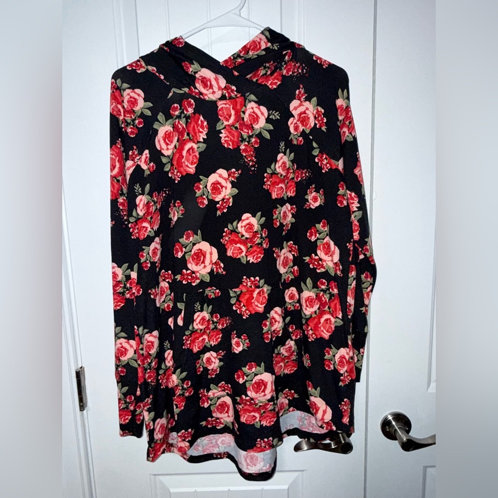 LuLaRoe Amber Black Top with Red Floral Pattern